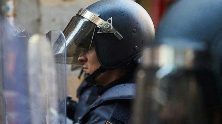 Despliegue de antidisturbios en la huelga del taxi