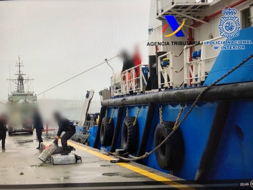 Abordaje de un barco cargado de cocaína