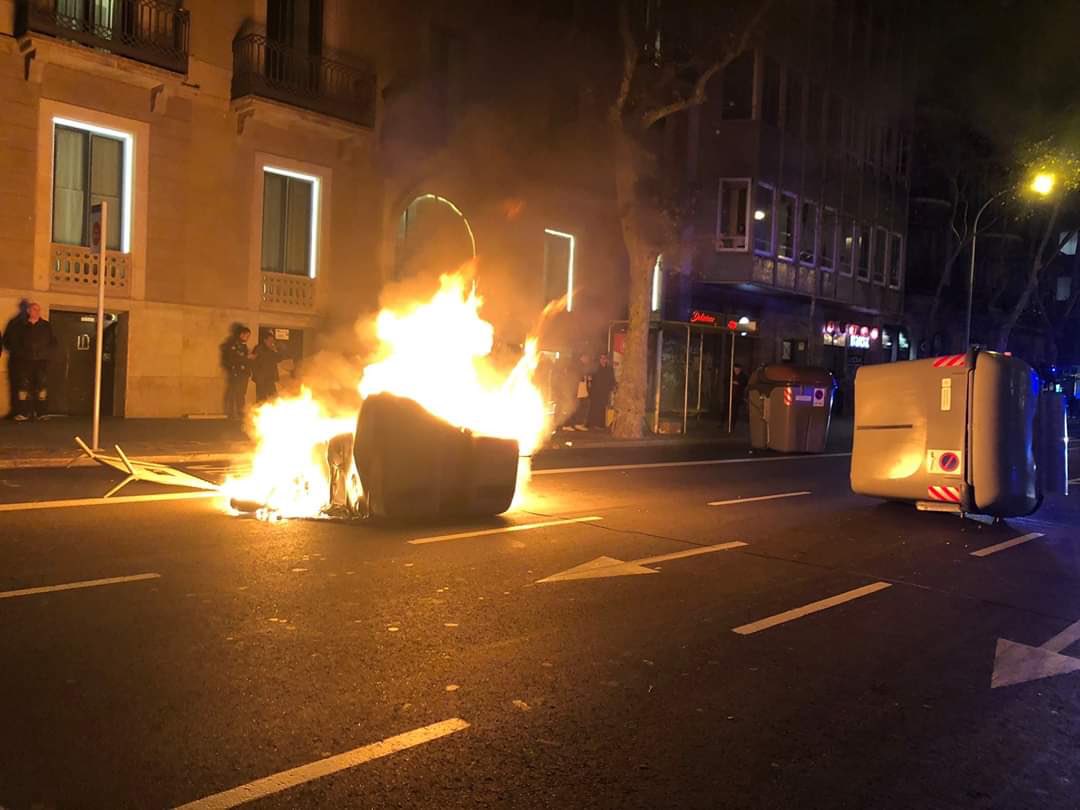 Disturbios Barcelona mossos