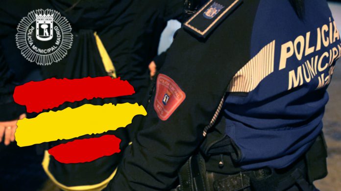 rodillo veneno Tomate La bandera de España lucirá en el uniforme de la Policía Municipal - h50