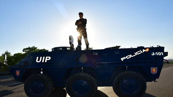 Un país sin policía Policía-UIP-tanque-h50