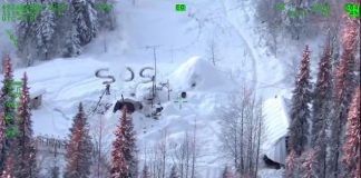 Alaska policia rescate nieve