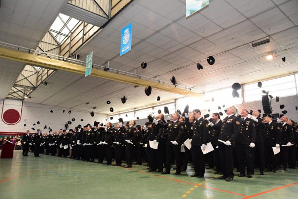 La XXX promoción de ascenso a Inspector-Jefe de la Policía Nacional realiza una ayuda solidaría a la Fundación “Uno Entre Cien Mil” jura oficiales policia