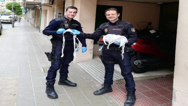 Unidad Familiar reparte más de 10.000 mascarillas a policías, guardias civiles y militares