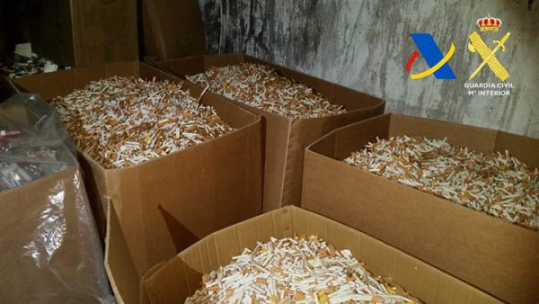 Desmantelada una fábrica clandestina de tabaco destinado a diversos países europeos