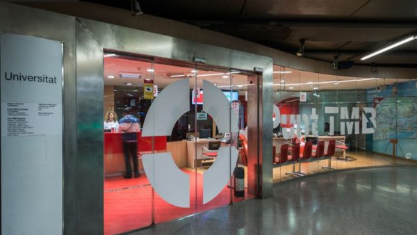 Nuevo apuñalamiento en Hospitalet un hombre sufre varios cortes en una estación de metro