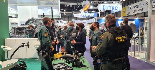 La directora general inaugura el Foro “Incorporación del reto demográfico al modelo de seguridad” en la Feria Internacional de Defensa y Seguridad