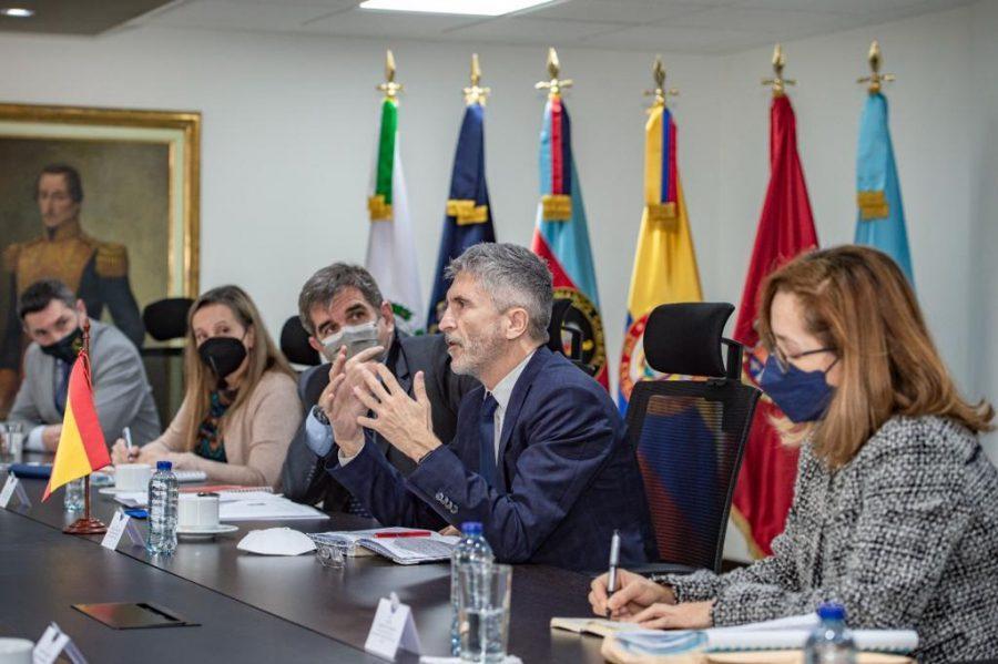 Grande-Marlaska destaca en Bogotá la “excelente colaboración” entre las fuerzas de seguridad de España y Colombia en la lucha contra el crimen organizado