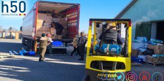 Guardias civiles confirman la entrega del segundo cargamento de ayuda humanitaria en Leópolis (Ucrania)
