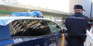 agente-coche-patrulla-policia-nacional-z-h50