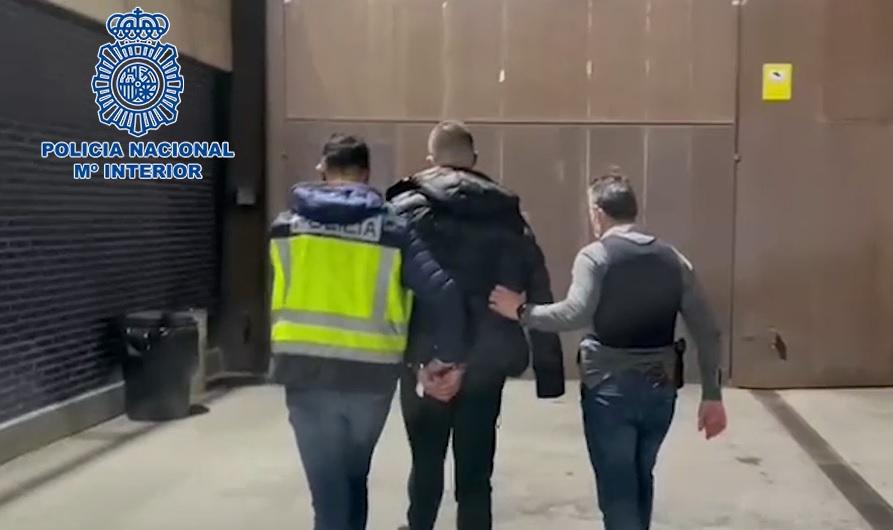 Atrápale si puedes: grupo de localización de fugitivos fugitivo-barcelona-Mantaqa-h50