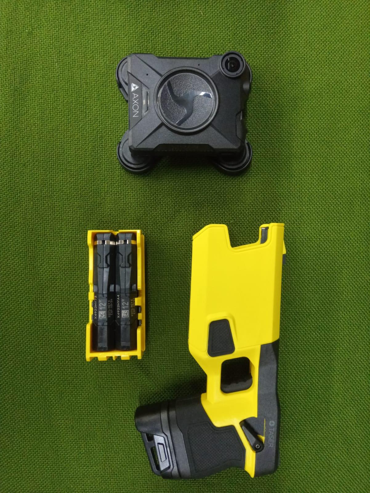 Recepcion_pistolas_Taser-guardia-civil-h50r_02