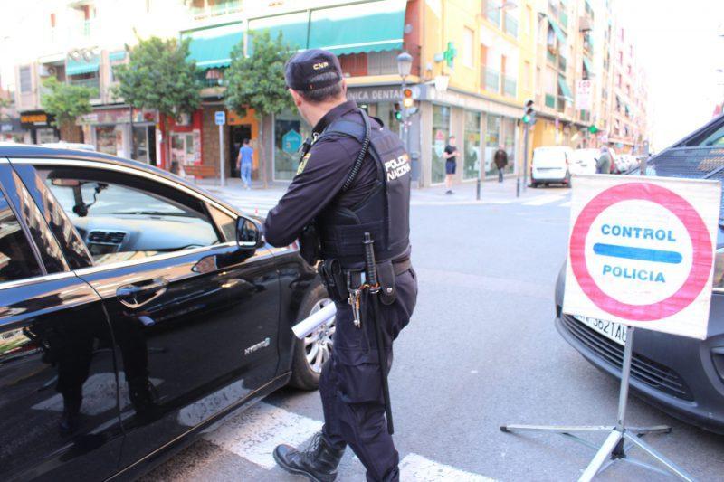 La Policía Nacional detiene a cinco personas en un dispositivo desplegado en el barrio de Orriols