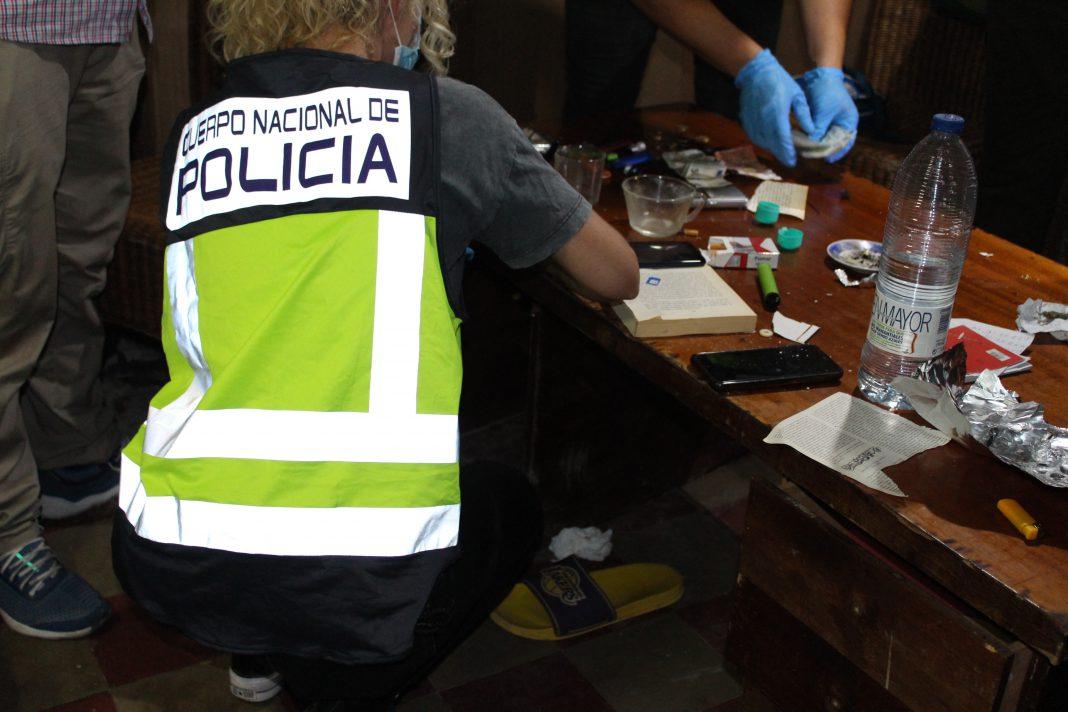 Detenidos en Valencia ocho hombres tras desmantelar el mayor punto de venta de droga en el centro de la ciudad