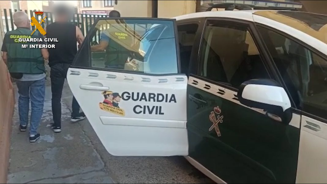 La Guardia Civil detiene en Almería a un ciudadano albanés buscado por terrorismo