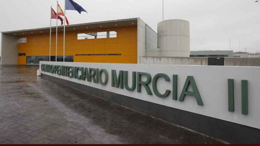 Un joven presidiario golpea repetida y violentamente en la cara a un trabajador del centro penitenciario de Murcia II (Campos del Río) Centro Penitenciario Murcia II