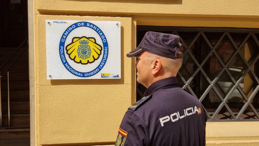 policia-nacional-camino-de-santiago-h50