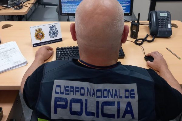 Condenado por usar datos de “indigentes” entre otros para la compraventa de motos en Almería