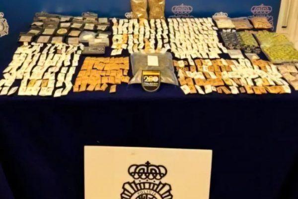 Golpe al Narco en Teruel: una dotación de la Policía Nacional detiene a un conductor tras encontrar ocultas 600 unidades de drogas