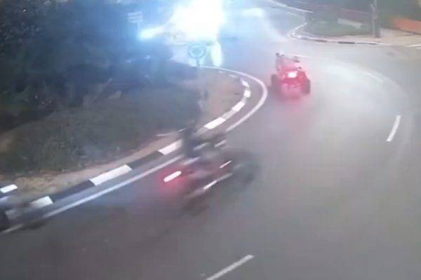 Persecución policial en Paterna tras 30 motos sin matricular y en sentido contrario