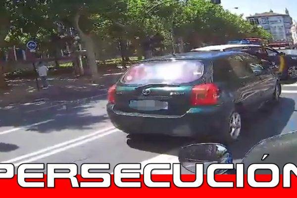 Persecución policial por el centro de Logroño tras un delincuente sin carnet al volante de un coche robado