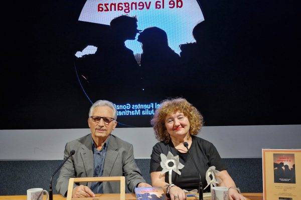Presentación del trhiller “El reverso de la venganza” del policía y jurista Manuel Fuentes y Ana Julia Martínez