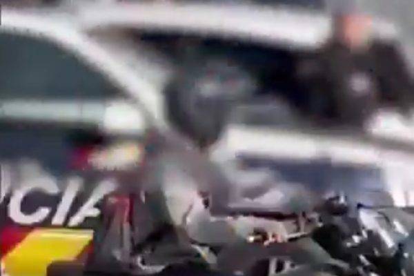 Vídeo| Atraco a mano armada en una oficina de cambio en Benalmádena con dos detenidos